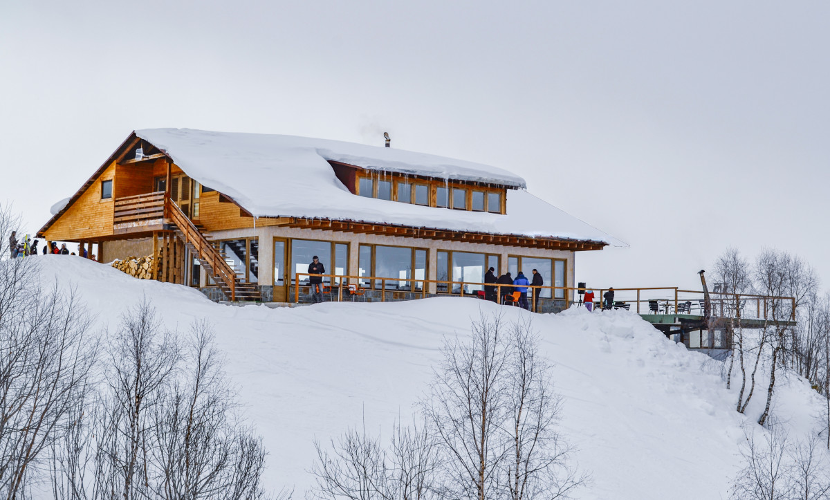 cafe-zuruldi-hatsvali-ski-resort-1.jpg
